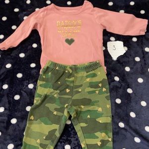 Carter’s 6 month girl clothes